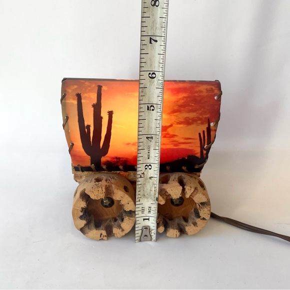 Vintage 1950’s Cholla Cactus Wood Covered Wagon TV Lamp - Picture 9 of 12